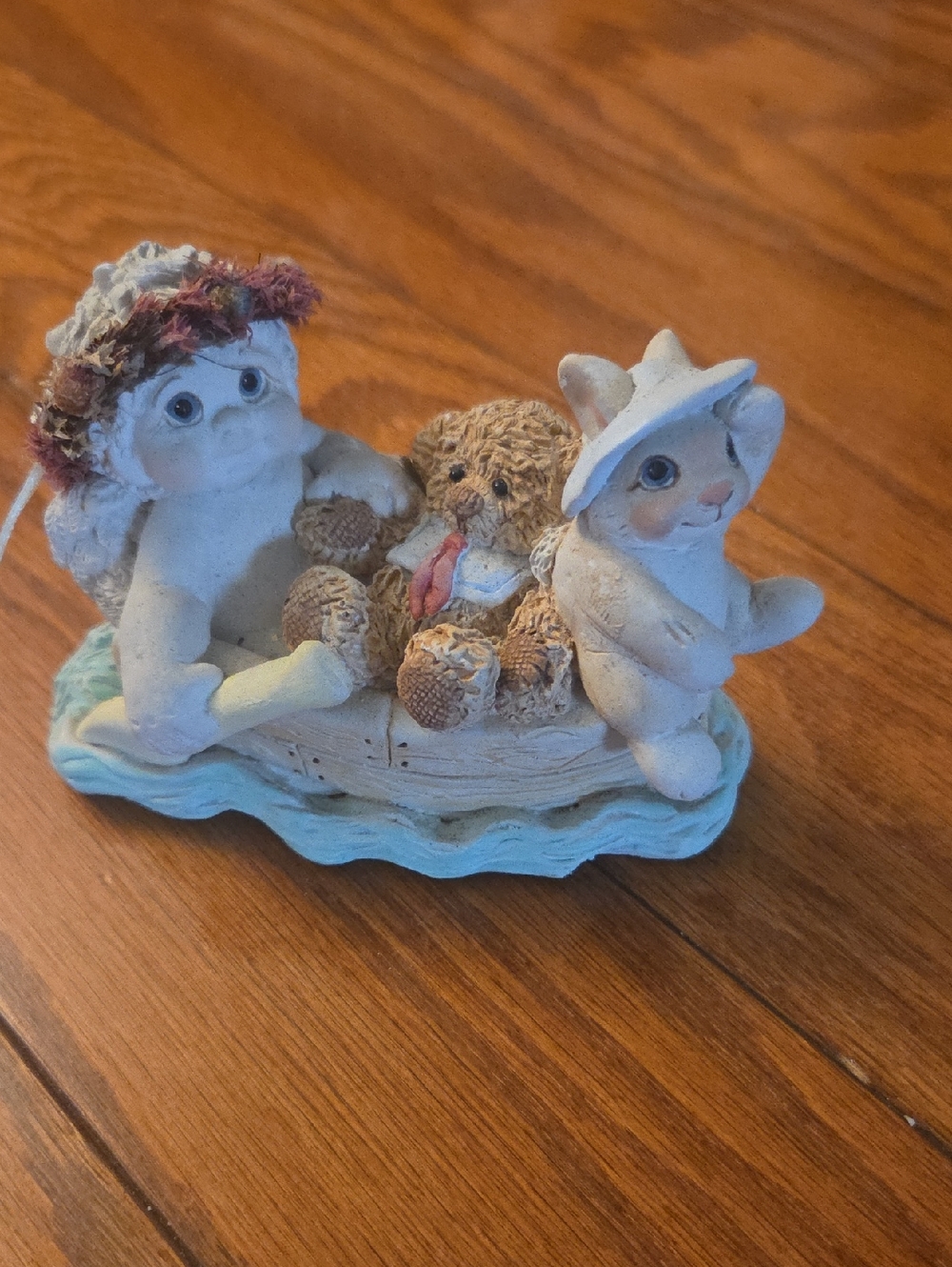 Pastel White and Light Blue Beach Pet Figurine Trio